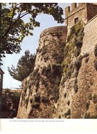Pesarese Vestingwerken op de oevers van de rivier de Foglia